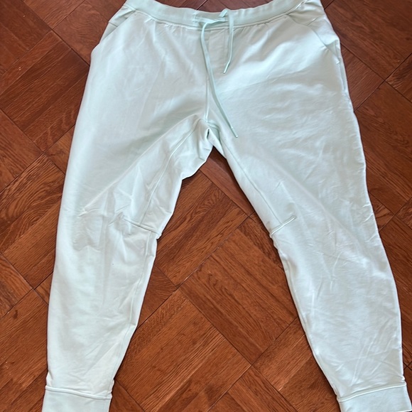 XL CITY SWEAT JOGGER - Picture 2 of 4